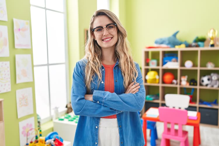 Ręczniki papierowe w przedszkolu – nowe wymogi BHP 2024