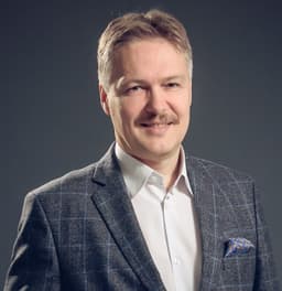 Artur Pasek