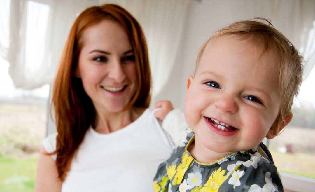 Wniosek nauczyciela o opiekę nad dzieckiem w grudniu. Na zdjęciu: matka z dzieckiem