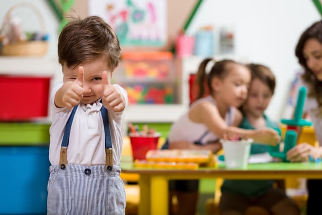 Zajęcia z projektu unijnego w przedszkolu – czy mogą odbywać się w dowolnych godzinach