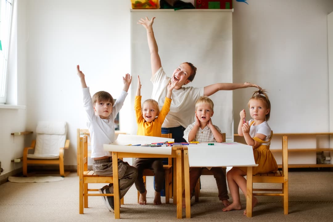   W jakim czasie realizować zajęcia rewalidacyjne w przedszkolu. Na zdjęciu: dzieci w trakcie zajęć rewalidacyjnych w przedszkolu