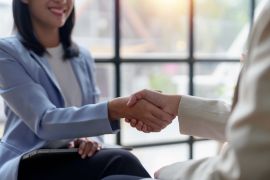 Egzamin awansowy nauczyciela – czy przysługuje delegacja?