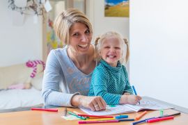 Pomoc nauczyciela w przedszkolu – kwalifikacje i zatrudnienie