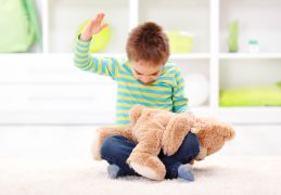 Skreślenie z listy agresywnego dziecka to dla przedszkola ostateczność. Na zdjęciu: agresywny przedszkolak